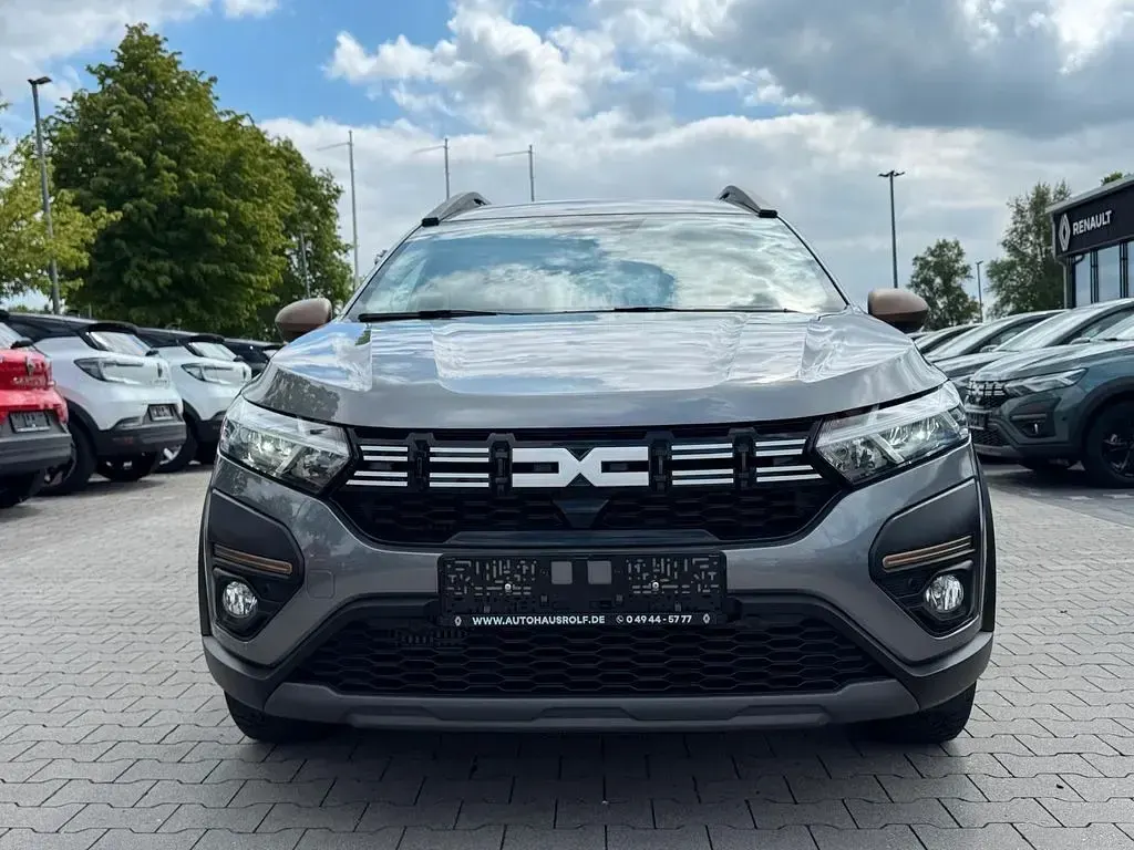 Gebraucht Dacia Jogger Extreme 110 PS (80 kW) 2024 Grau Van / Kleinbus