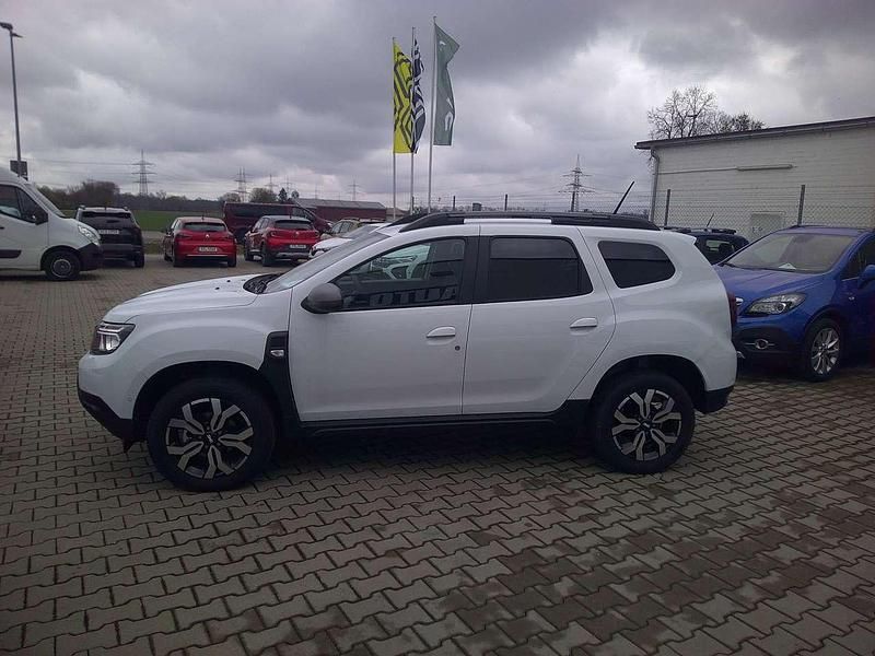 Gebraucht Dacia Duster Journey 150 PS (110 kW) 2024 Gletscherweiss SUV