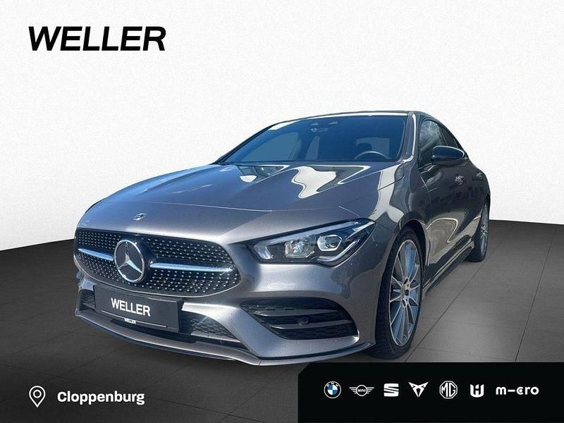 Mountaingrau (grau) Gebraucht 2023 Mercedes CLA200 Sport Coupé | 33.490 € (Fairer Preis) - Bild 1/4