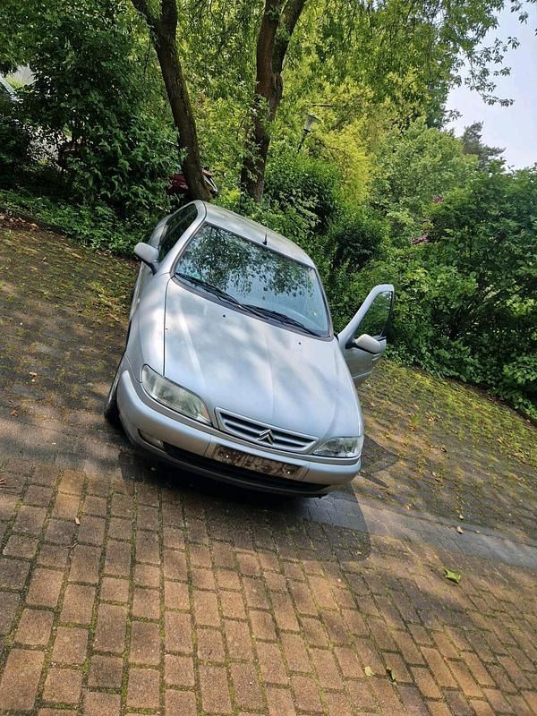 Silber Gebraucht 2000 Citroën Xsara Limousine | 500 € (Fairer Preis) - Bild 1/4