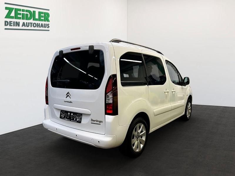 Gebraucht Citroën Berlingo SELECTION 120 PS (88 kW) 2017 Weiß Van / Kleinbus