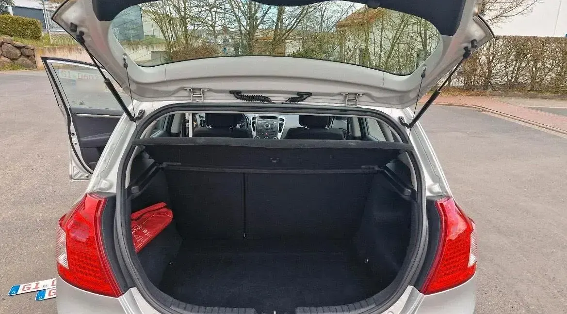Occasion Kia Ceed 116 ch (85 kW) 2011 Argent Citadine
