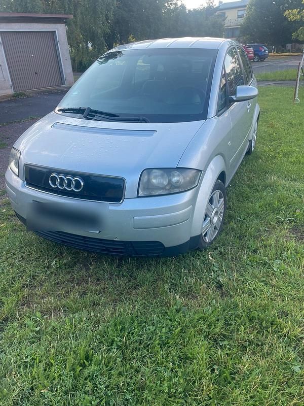 Silber Gebraucht 2000 Audi A2 Kleinwagen | 999 € (Superpreis) - Bild 1/4