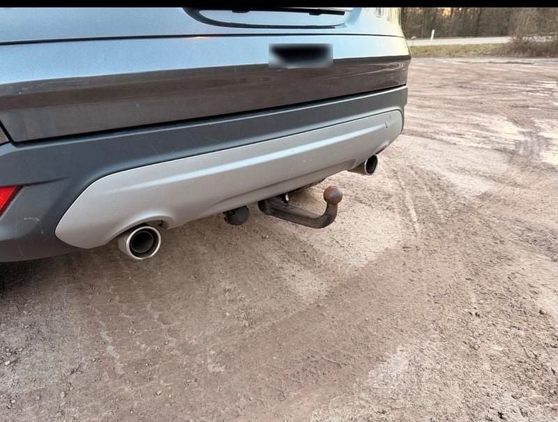 Gebraucht Ford Kuga 150 PS (110 kW) 2015 Grau SUV