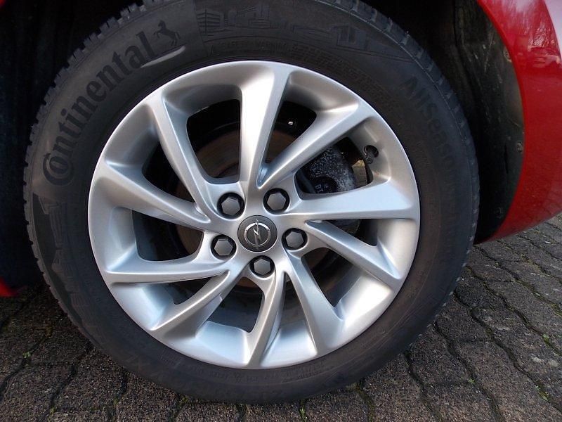 Gebraucht Opel Astra Edition+ 131 PS (96 kW) 2021 Chili rot/kardio rot Limousine