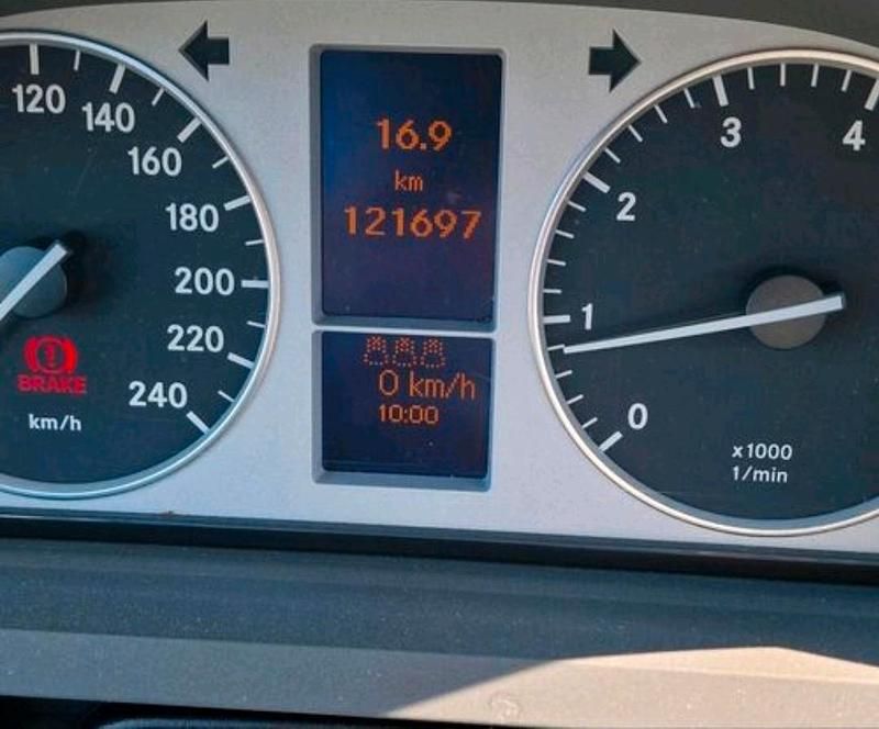 Gebraucht Mercedes B170 120 PS (88 kW) 2007 Silber Van / Kleinbus