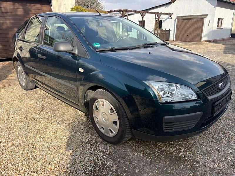 Gebraucht Ford Focus Trend 80 PS (58 kW) 2006 Grün Limousine