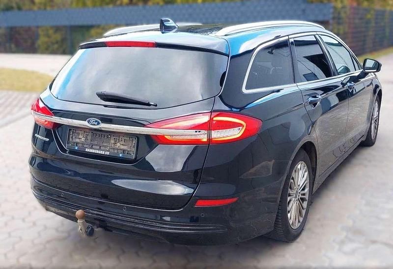 Gebraucht Ford Mondeo Titanium 150 PS (110 kW) 2021 Agate black Kombi