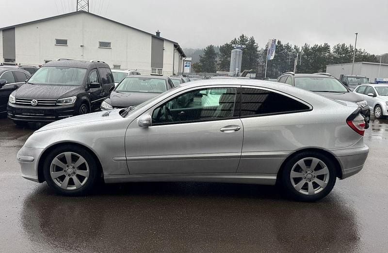 Gebraucht Mercedes C220 150 PS (110 kW) 2005 Silber