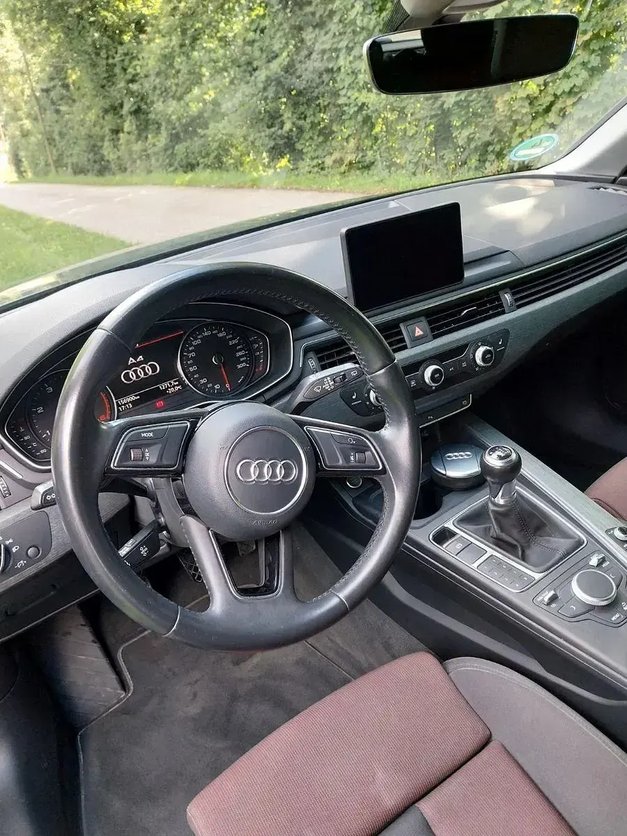 Gebraucht Audi A4 Sport 150 PS (110 kW) 2016 Grau Kombi