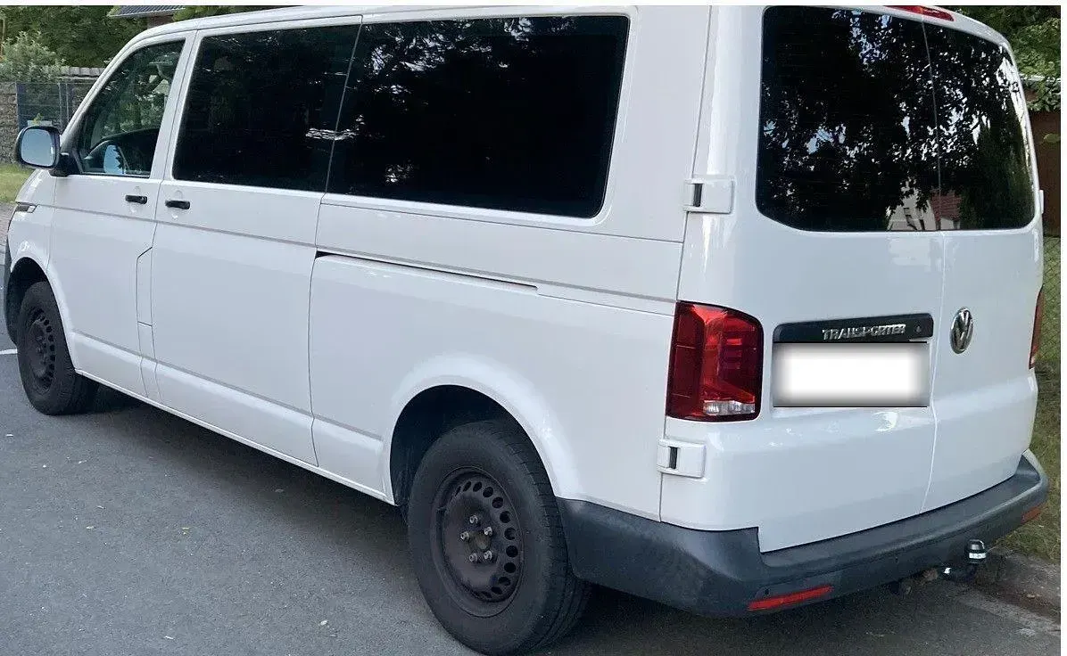 Gebraucht VW Caravelle Trendline 150 PS (110 kW) 2021 Weiß Van
