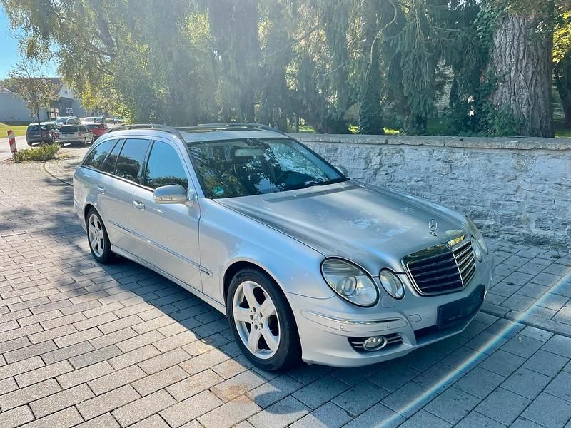 Gebraucht Mercedes E280 190 PS (139 kW) 2007 Silber Kombi