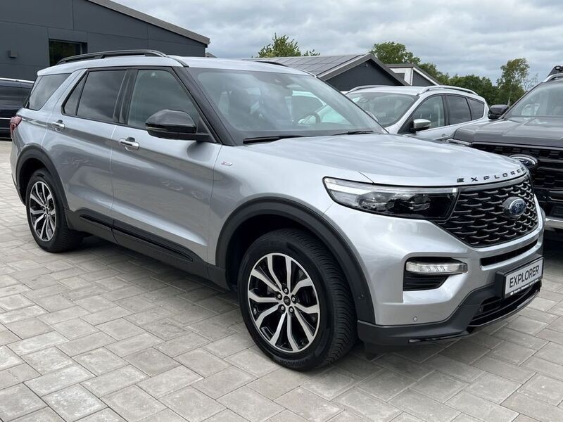 Silber Gebraucht 2021 Ford Explorer ST-Line SUV | 47.750 € (Fairer Preis) - Bild 1/4
