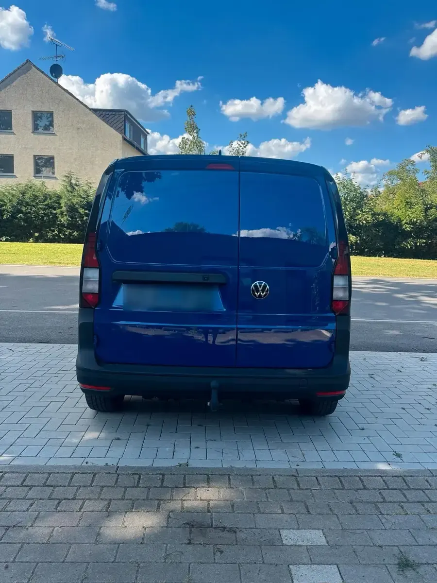 Gebraucht VW Caddy 75 PS (55 kW) 2022 Blau Van / Kleinbus