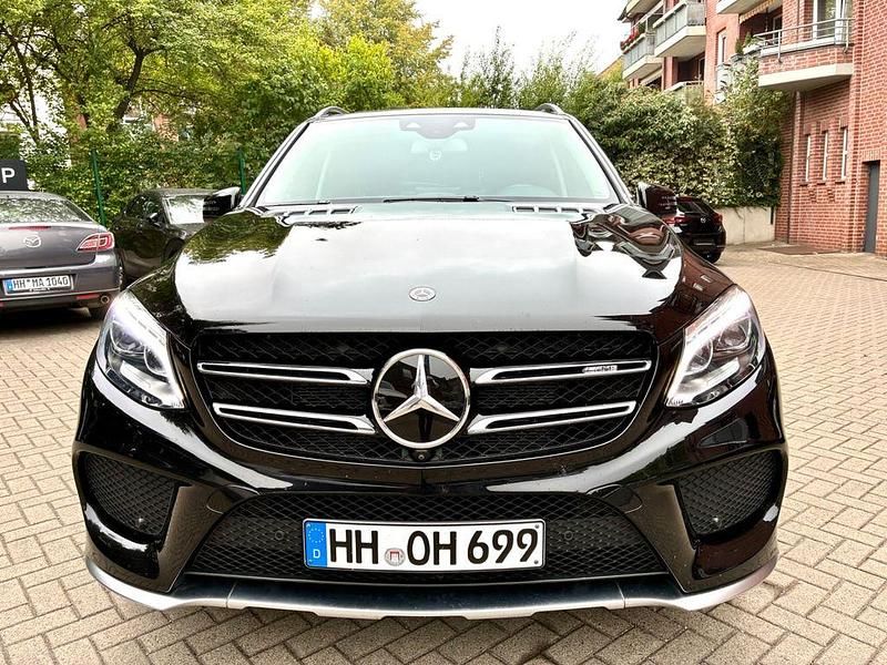 Gebraucht Mercedes GLE43 AMG AMG 367 PS (269 kW) 2017 Obsidianschwarz  metalliclack SUV