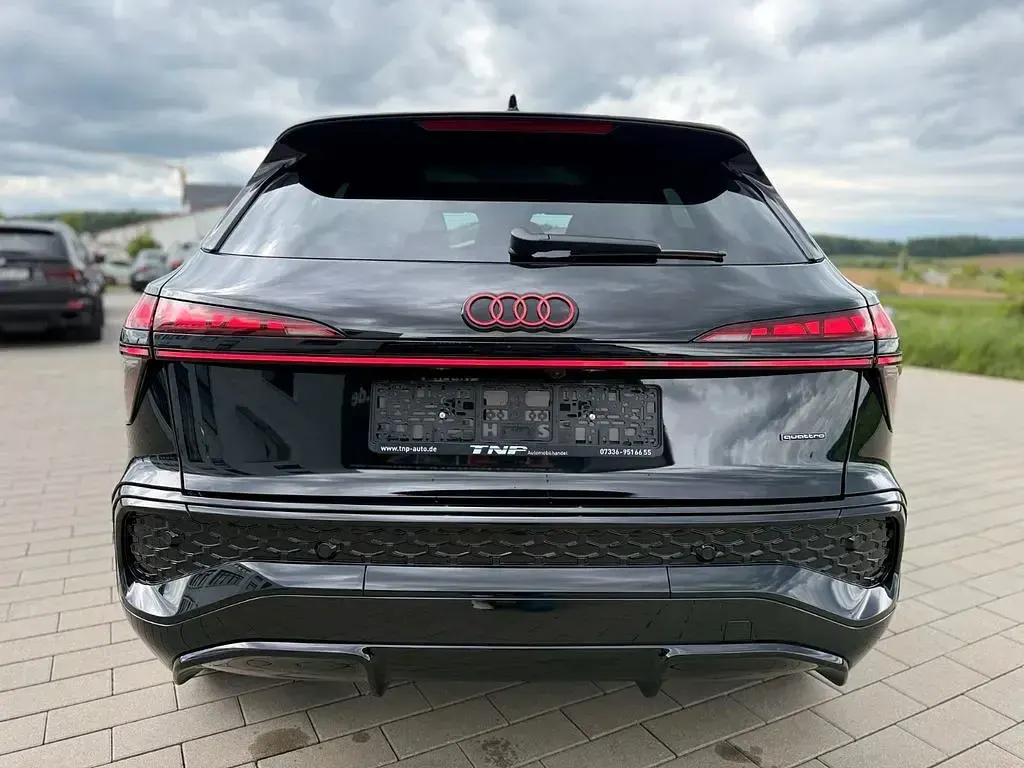 Neu Audi Q3 S-Line 265 PS (194 kW) 2026 Schwarz SUV