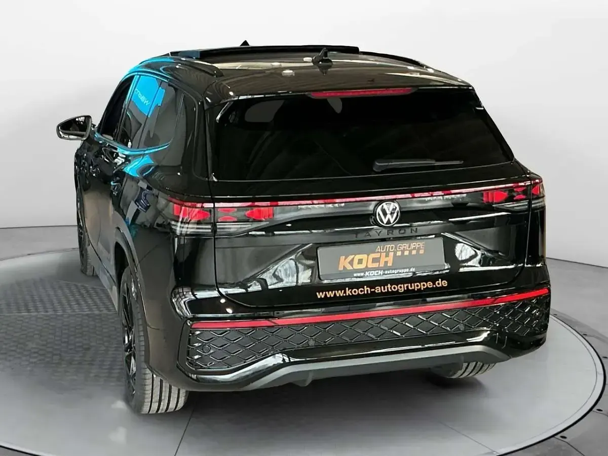 Gebraucht VW Tayron R-line 193 PS (141 kW) 2026 Schwarz SUV