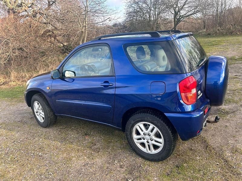 Gebraucht Toyota RAV4 125 PS (91 kW) 2003 Blau SUV