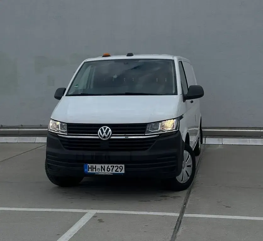 Second-hand VW Transporter 110 CP (80 kW) 2023 Alb Van
