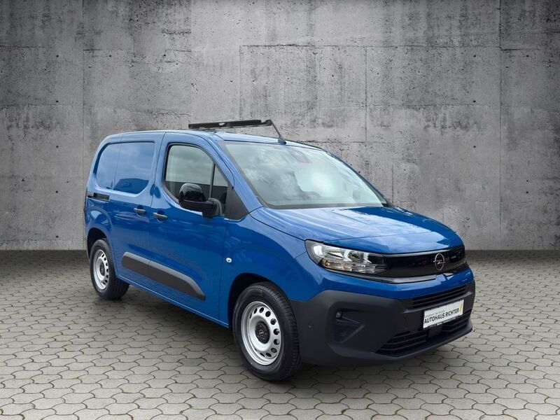 Gebraucht Opel Combo-e Life 100 kW (136 PS) 2025 Blau Limousine