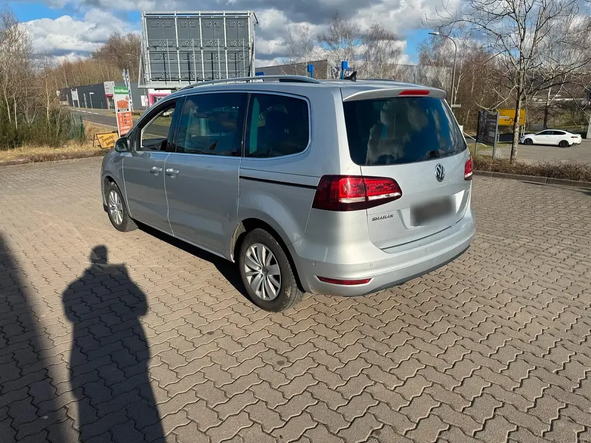 Gebraucht VW Sharan 184 PS (135 kW) 2017 Silber Van / Kleinbus
