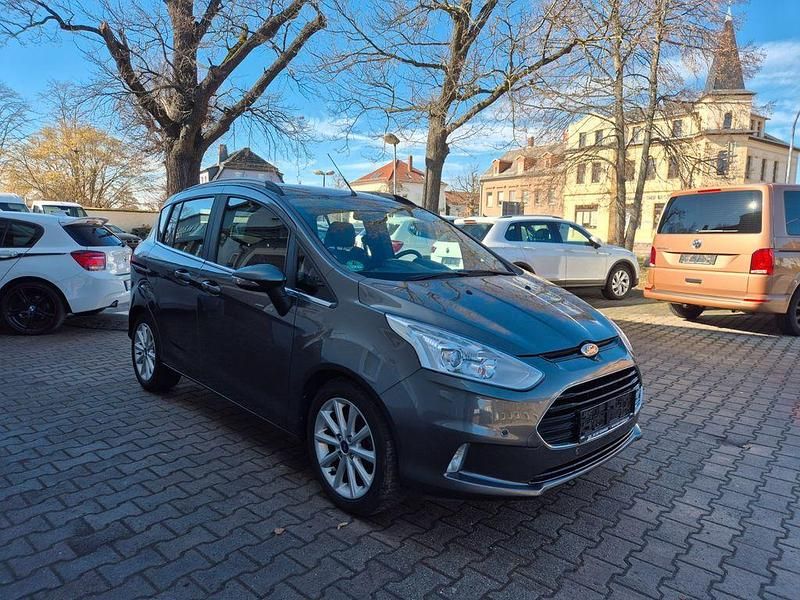 Second-hand Ford B-MAX Titanium 125 CP (91 kW) 2017 Gri Monovolum