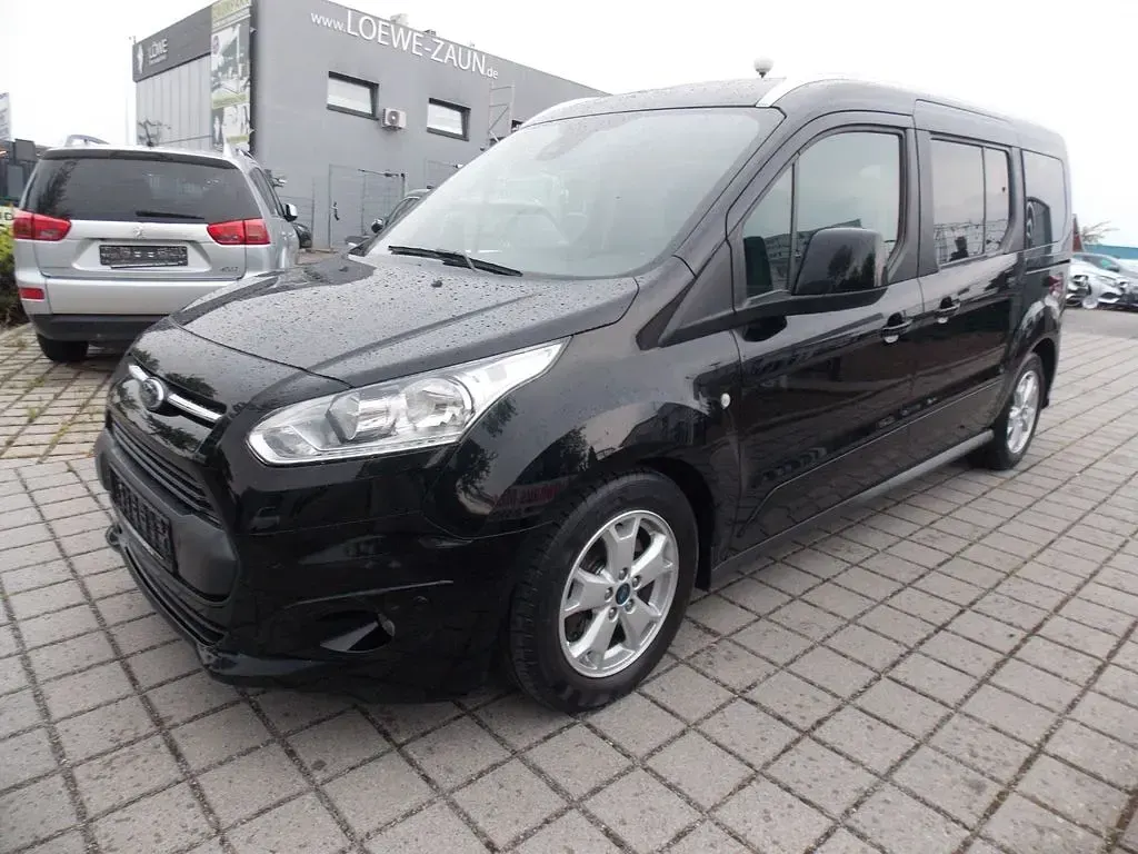Gebraucht Ford Grand Tourneo Connect Titanium 120 PS (88 kW) 2018 Schwarz Van / Kleinbus