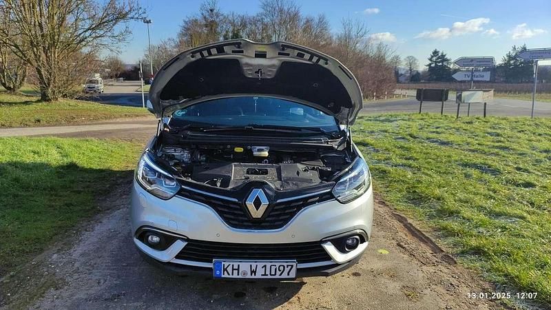 Gebraucht Renault Grand Scénic Bose Edition 160 PS (117 kW) 2018 Van / Kleinbus
