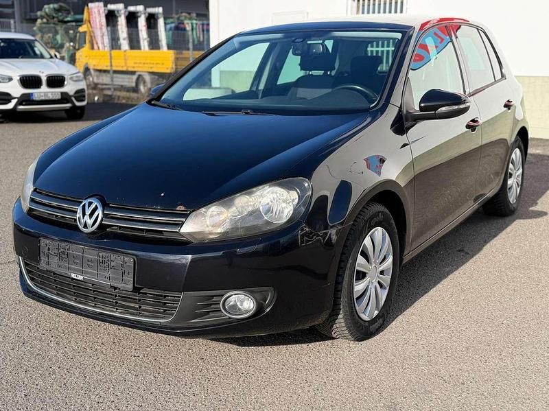 Gebraucht VW Golf VII Style 105 PS (77 kW) 2012 Deep black perleffekt Kleinwagen
