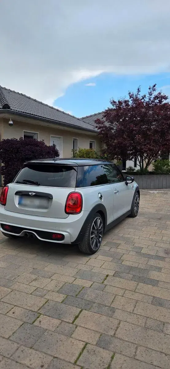 Gebraucht Mini Cooper S 192 PS (141 kW) 2016 Silber Kleinwagen