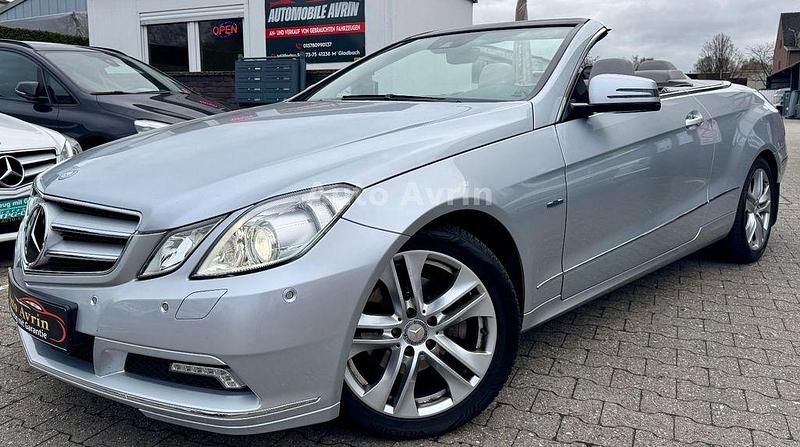 Silber Gebraucht 2010 Mercedes E200 Avantgarde Cabrio | 13.999 € (Fairer Preis) - Bild 1/4