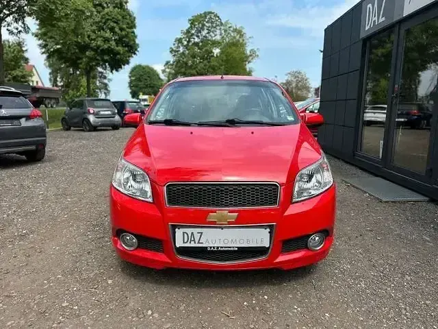 Gebraucht Chevrolet Aveo LT 101 PS (74 kW) 2010 Rot Kleinwagen