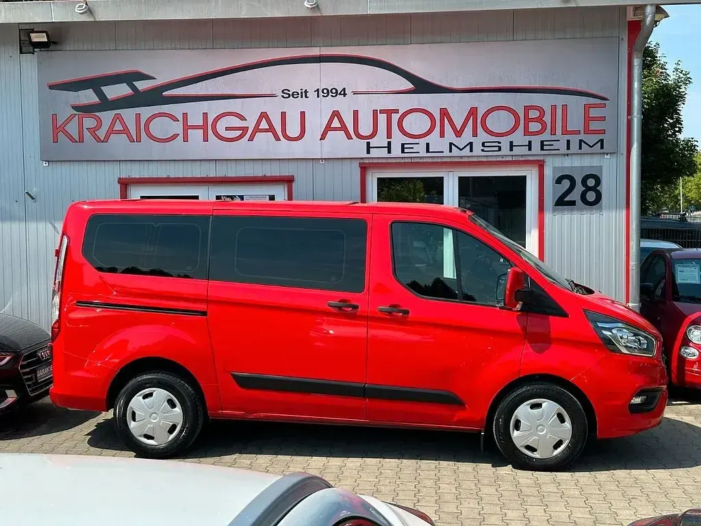 Gebraucht Ford Transit Custom 105 PS (77 kW) 2019 Rot Van / Kleinbus