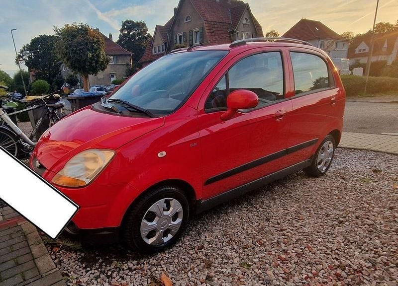 Gebraucht Chevrolet Matiz SE 67 PS (49 kW) 2008 Rot Kleinwagen