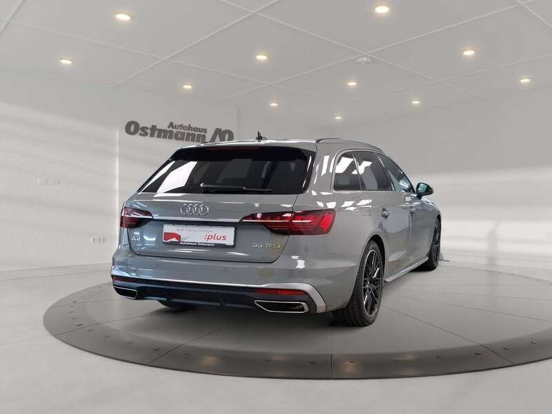 Gebraucht Audi A4 S-Line 150 PS (110 kW) 2022 Quantumgrau Kombi