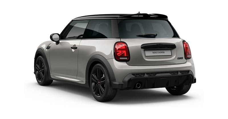 Gebraucht Mini Cooper 136 PS (100 kW) 2023 Silber Kleinwagen