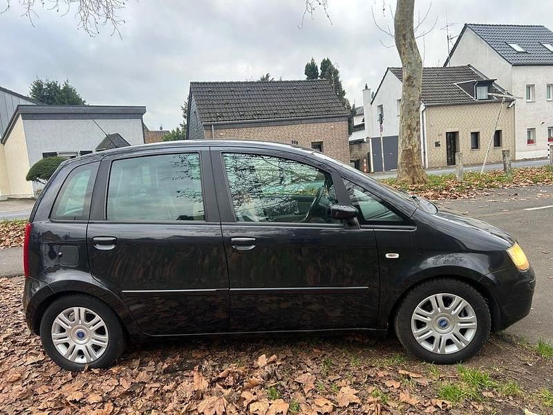 Gebraucht Fiat Idea 95 PS (69 kW) 2004 Schwarz Van / Kleinbus