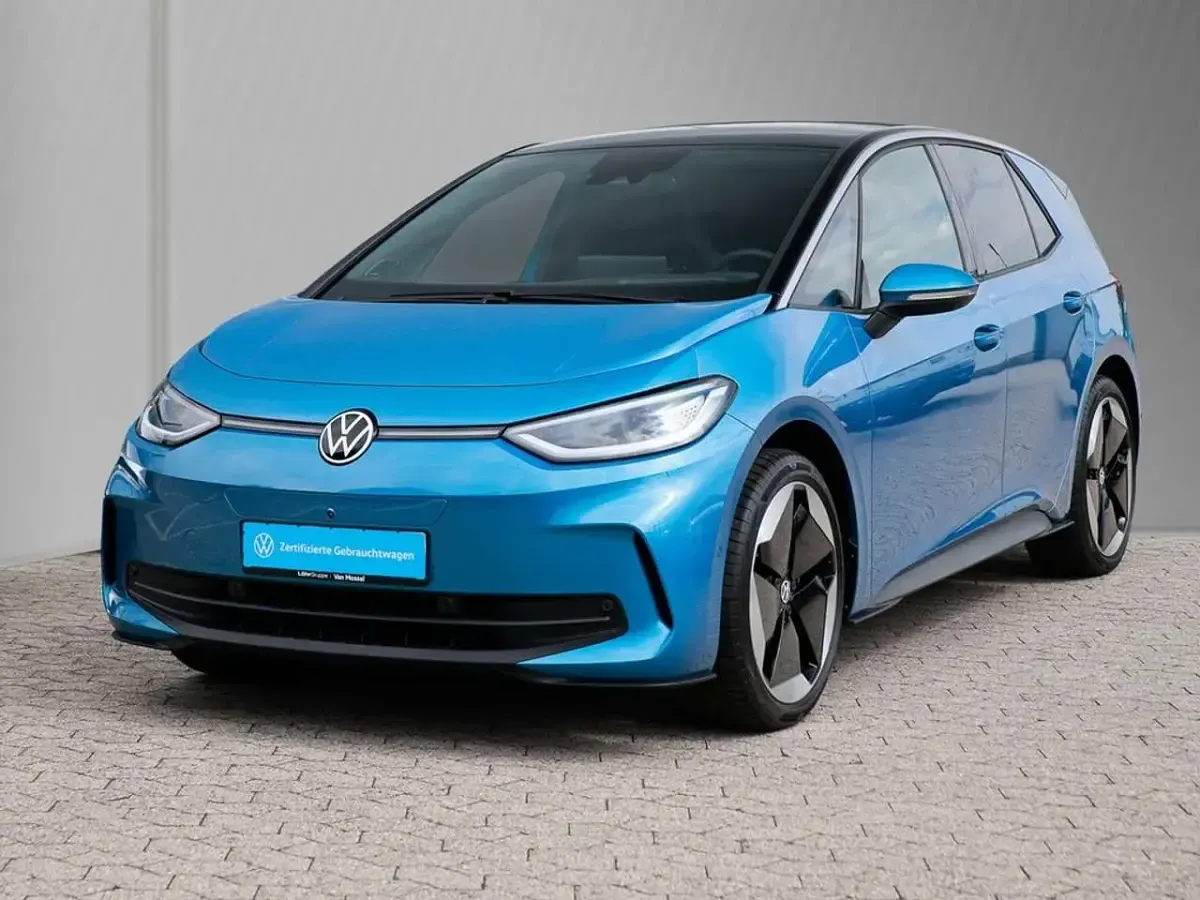 Gebraucht VW ID.3 Pro 169 kW (231 PS) 2025 Costa azul metallic Kleinwagen