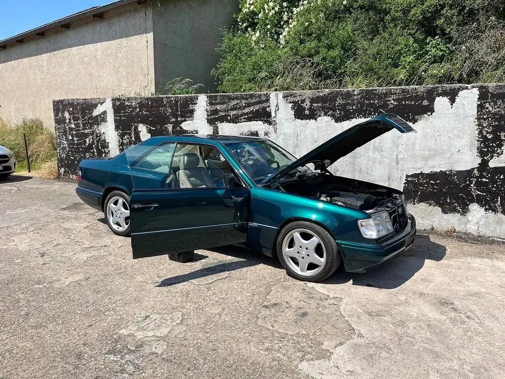 Gebraucht Mercedes E320 220 PS (161 kW) 1994 Grün Coupé