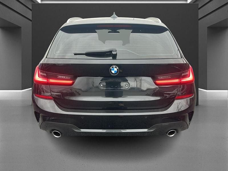 Gebraucht BMW 320 M Sport 190 PS (139 kW) 2021 Schwarz Kombi