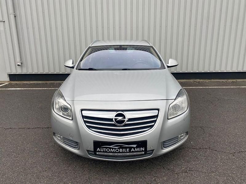 Silber Gebraucht 2012 Opel Insignia Innovation Kombi | 6.990 € (Etwas zu teuer) - Bild 1/4