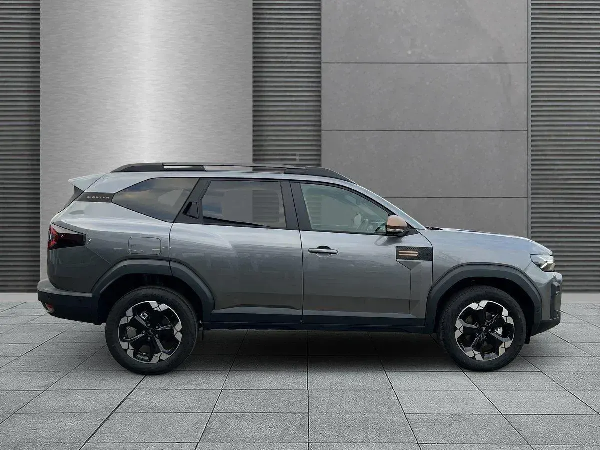Neu Dacia Bigster Extreme 140 PS (102 kW) 2026 Dolomitgrau SUV