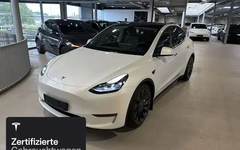 Gebraucht Tesla Model Y Performance 321 kW (437 PS) 2023 Weiß SUV