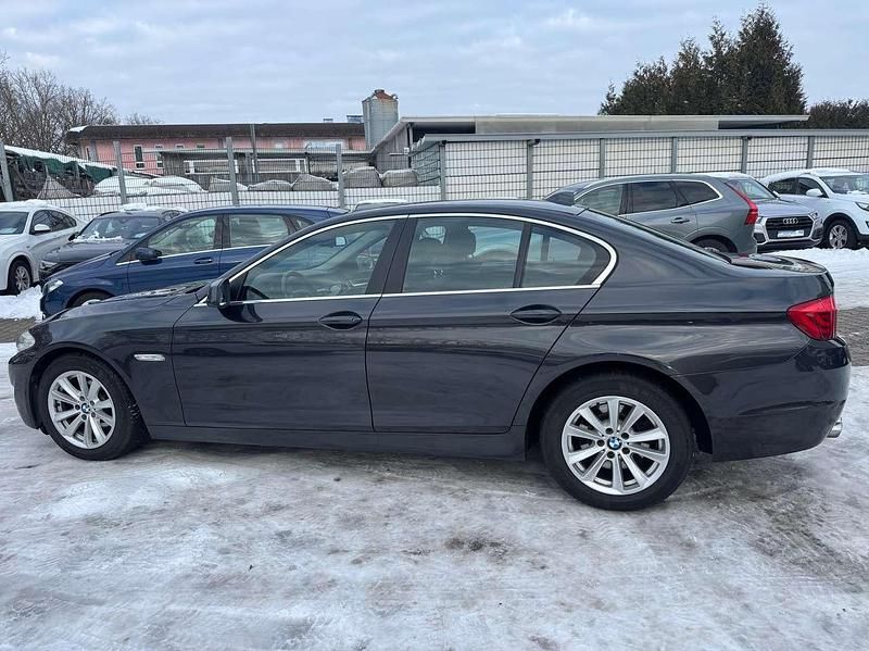 Gebraucht BMW 520 184 PS (135 kW) 2012 Grau Limousine