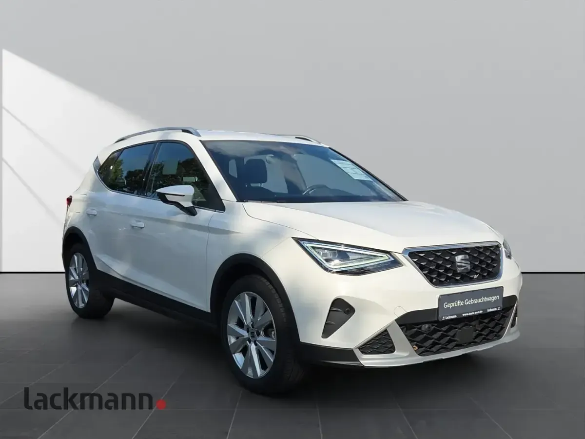 Gebraucht Seat Arona Xperience 110 PS (80 kW) 2023 Weiß SUV