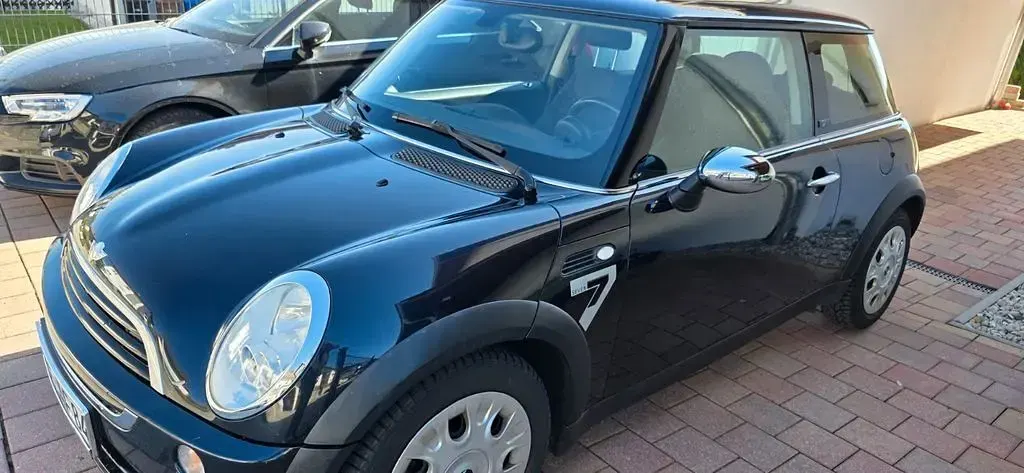 Second-hand Mini ONE Seven 90 CP (66 kW) 2006 Negru Hatchback