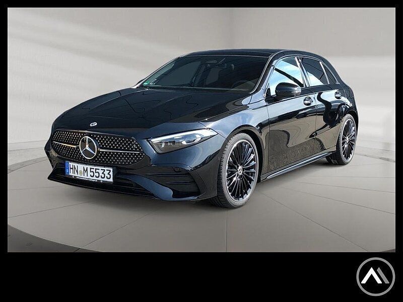 Metalliclack kosmosschwarz Gebraucht 2024 Mercedes A220 Limousine | 41.980 € (Teuer) - Bild 1/2