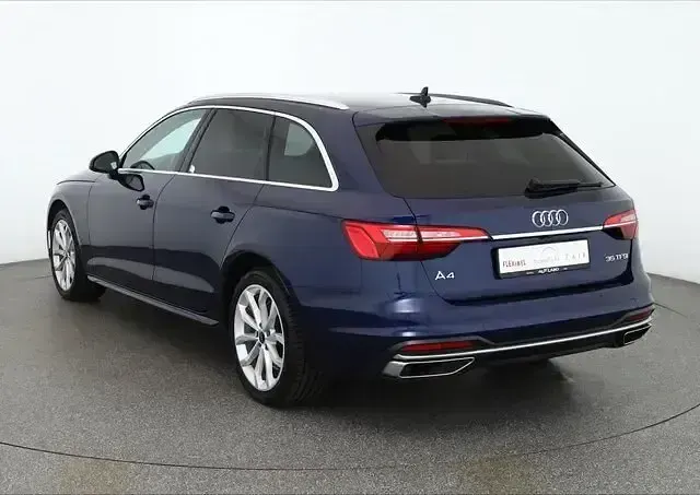Gebraucht Audi A4 Advanced 150 PS (110 kW) 2023 Blau Kombi