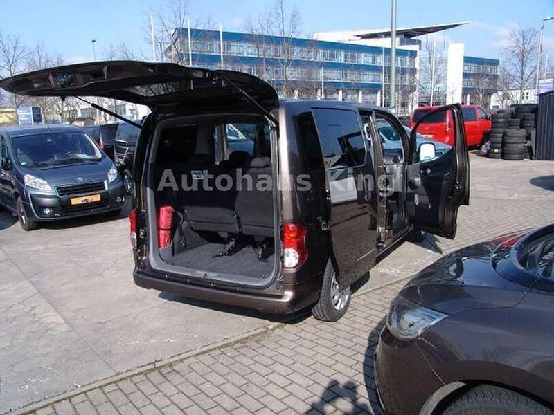 Gebraucht Nissan Evalia Tekna 110 PS (80 kW) 2017 Braun Van / Kleinbus