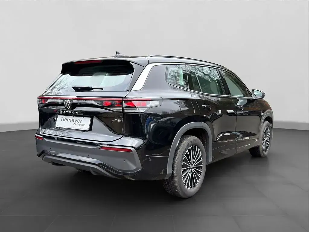 Gebraucht VW Tayron Life 150 PS (110 kW) 2025 Schwarz SUV